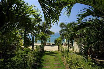 Byg Grand Beach Front & Sea View @ Panwa Beach Exterior foto