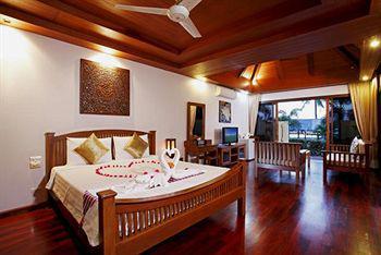 Byg Grand Beach Front & Sea View @ Panwa Beach Exterior foto